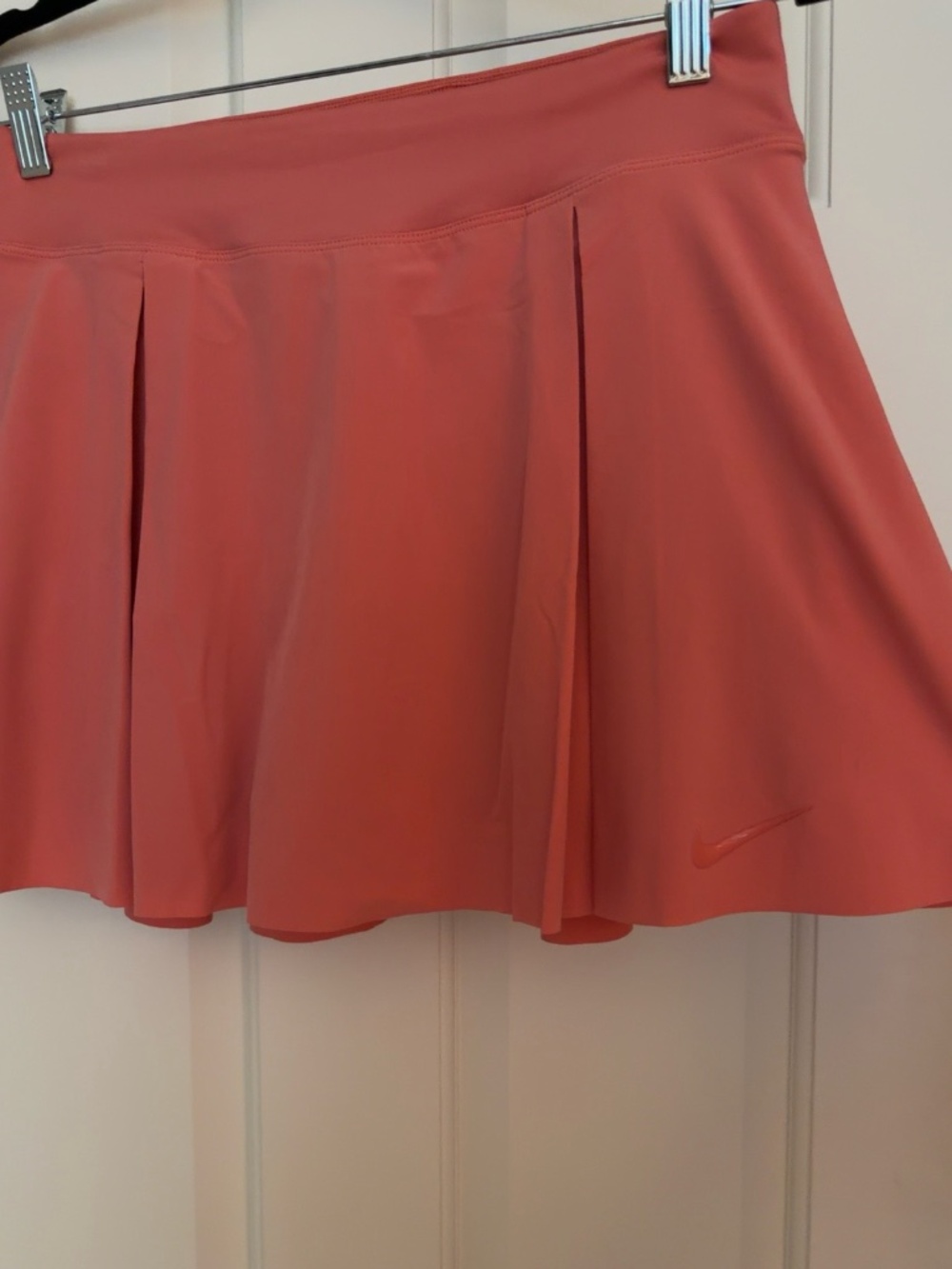 Nike Women’s Pleated Golf Skort Coral Pink Athletic Skirt